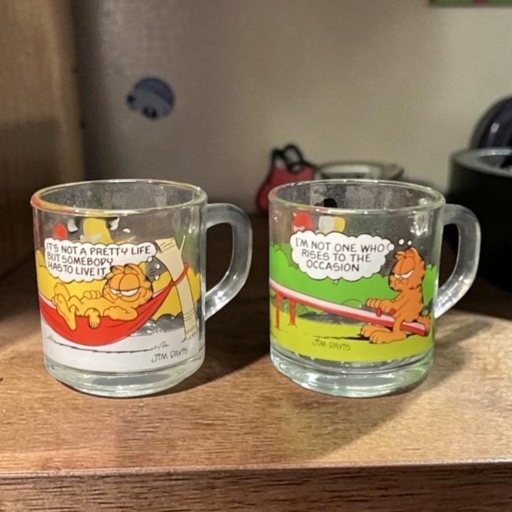 McDonalds‎ Garfield Odie Cups, Set of 2, Vintage Jim Davis Glass Mugs, Drinkware